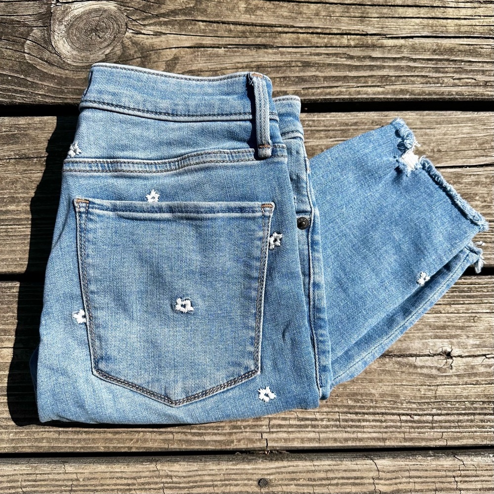 A&F embroidered flower skinny jeans - 26S